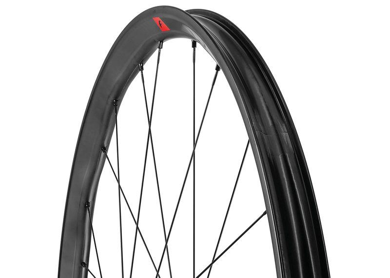 fulcrum-red-zone-carbon-wheels-22-s3_hr_1800x1800