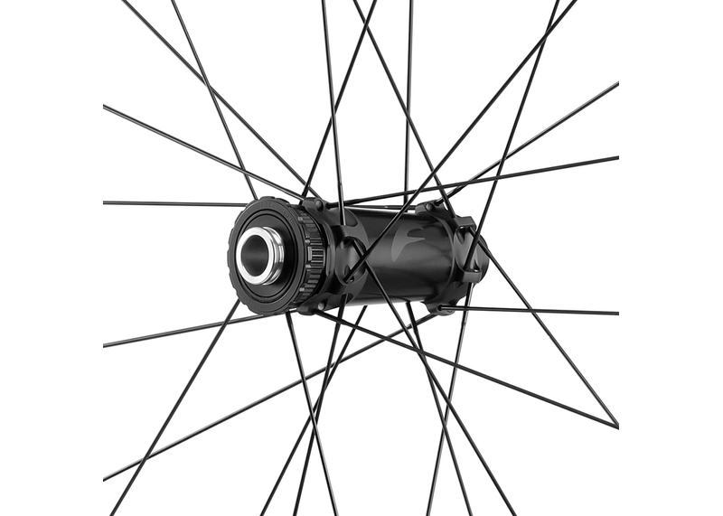 fulcrum-red-zone-carbon-wheels-22-s2_hr_1800x1800